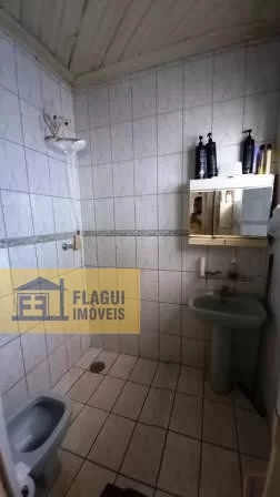 Casa Padrão/ Ponto comercial 