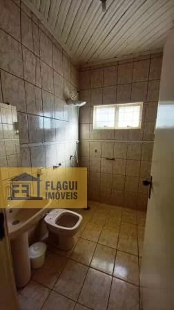 Casa Padrão/ Ponto comercial 