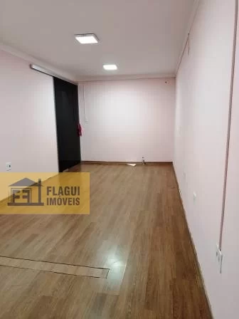 CALÇADÃO DA AV: 17, Nº 733 - parte alta - Barretos/SP