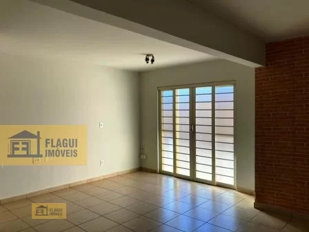 RUA 15 DE NOVEMBRO, Nº 785 (APTO 13) - Barretos/SP