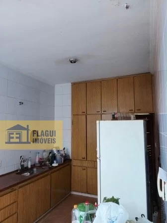 RUA: 28, Nº 1031 - SOBRADO - Barretos/SP