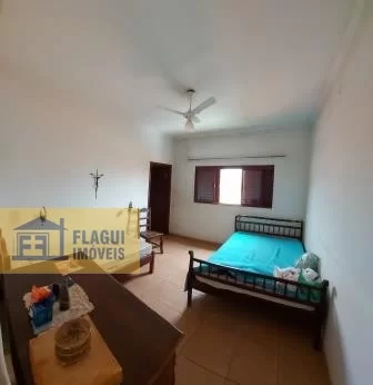 RUA: 28, Nº 1031 - SOBRADO - Barretos/SP