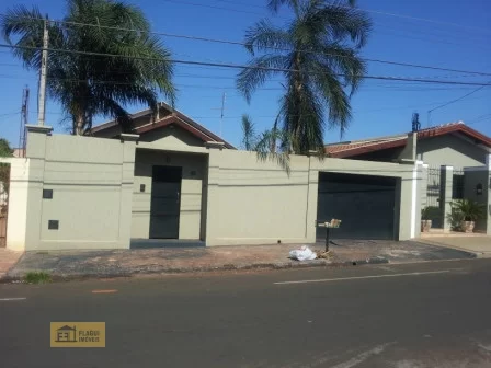 Casa para Venda no Bairro Centro