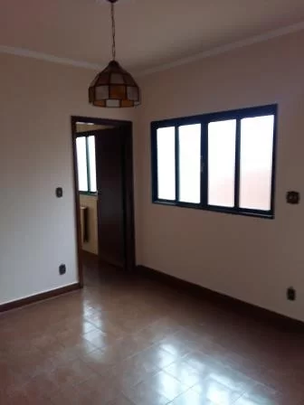 Casa para Venda no Bairro Centro