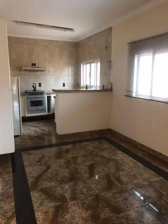 Casa para Venda no Bairro Centro