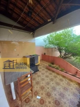 Casa para Venda e Locação 