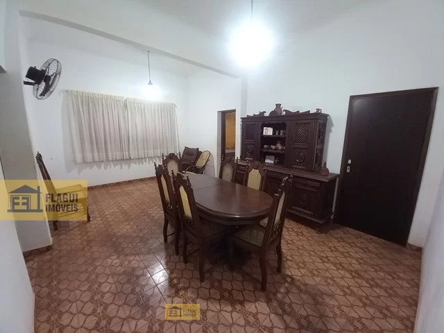 Casa para Venda e Locação 