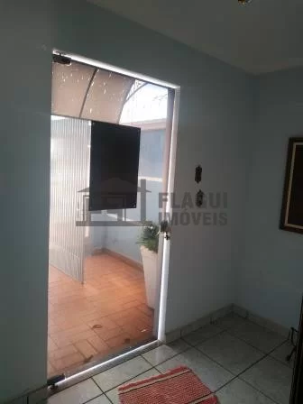 RUA 28 Nº 49 43X45 - Barretos/SP