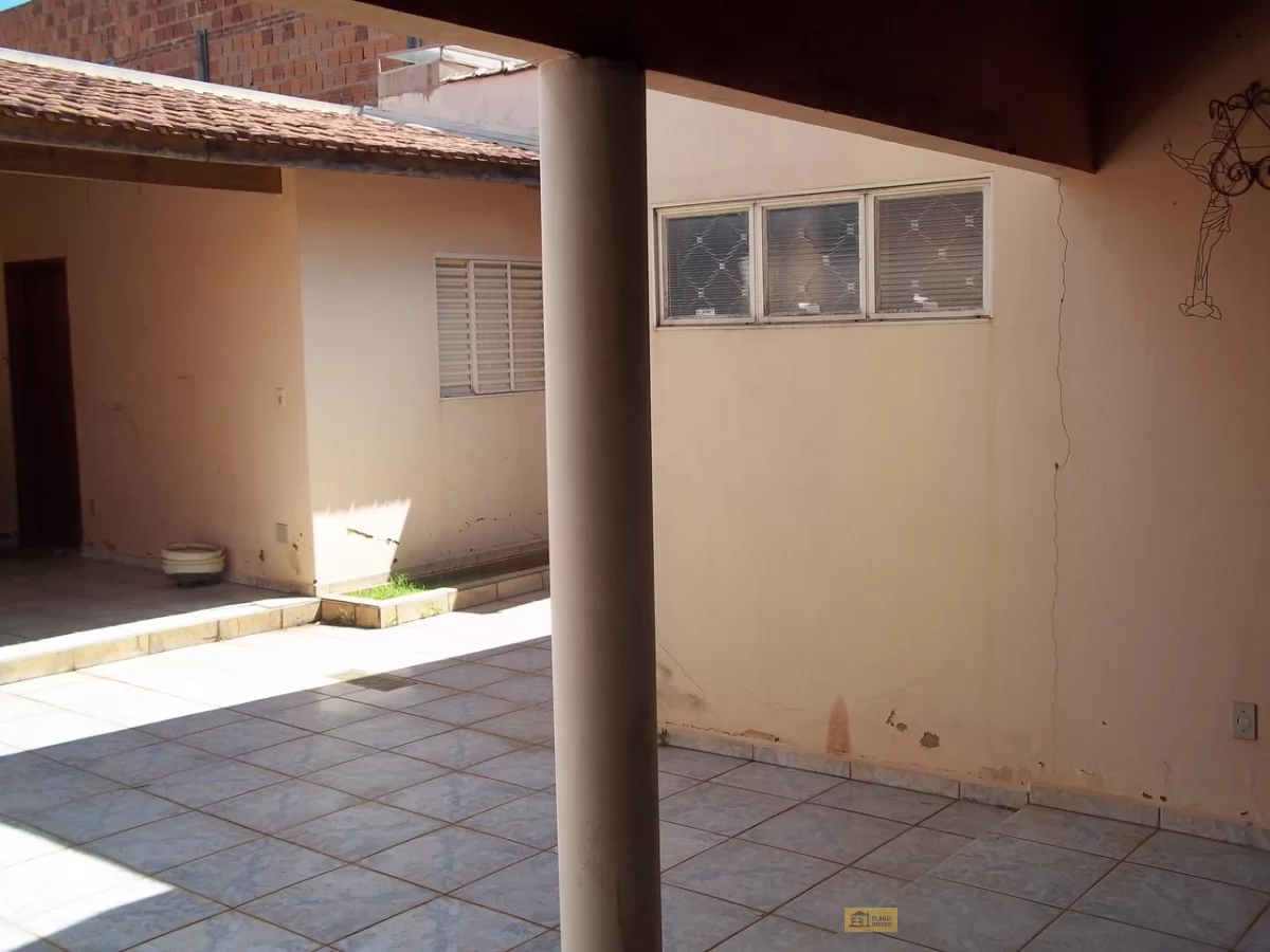 Avenida 27 - Barretos/SP