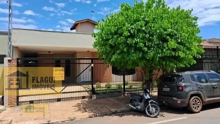 AVENIDA 41, N° 0116 (20 x 22)