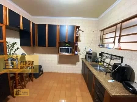 AVENIDA 33, Nº 0481 - Barretos/SP