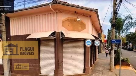 RUA 20 ESQ AV 15 Nº986/820