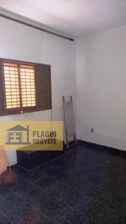 RUA 12 DE OUTUBRO Nº 450 (10 DE MARÇO e 14 DE JULHO) - Barretos/SP