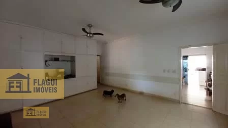 RUA 28, Nº 665 (31x33)